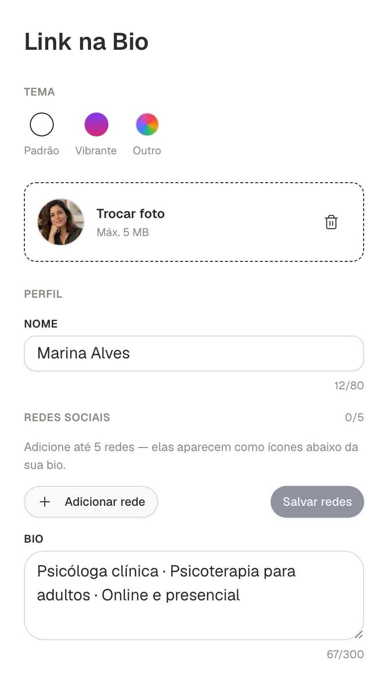 Editor do Link na Bio com perfil fictício de Marina Alves